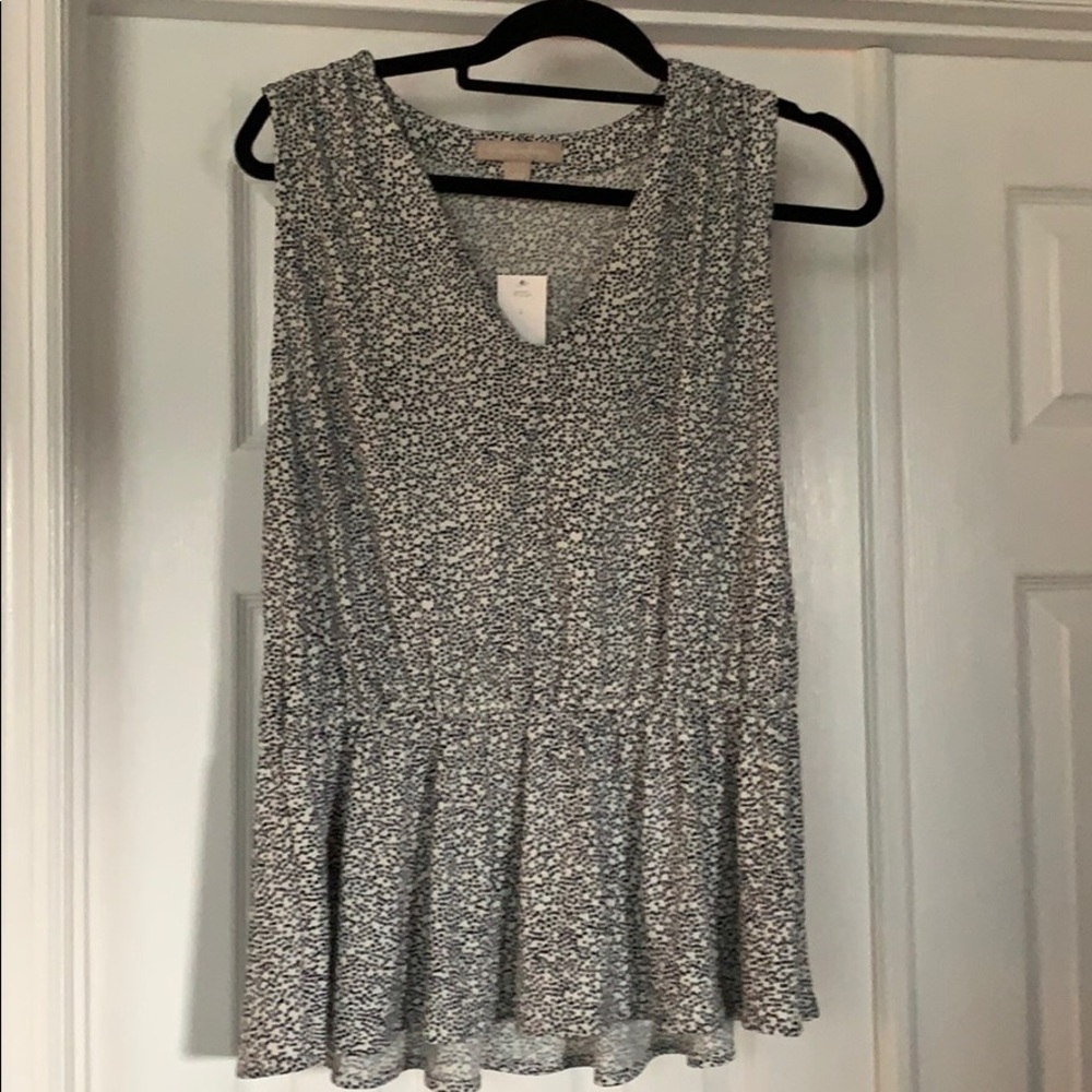 Black and white sleeveless shirt from BR